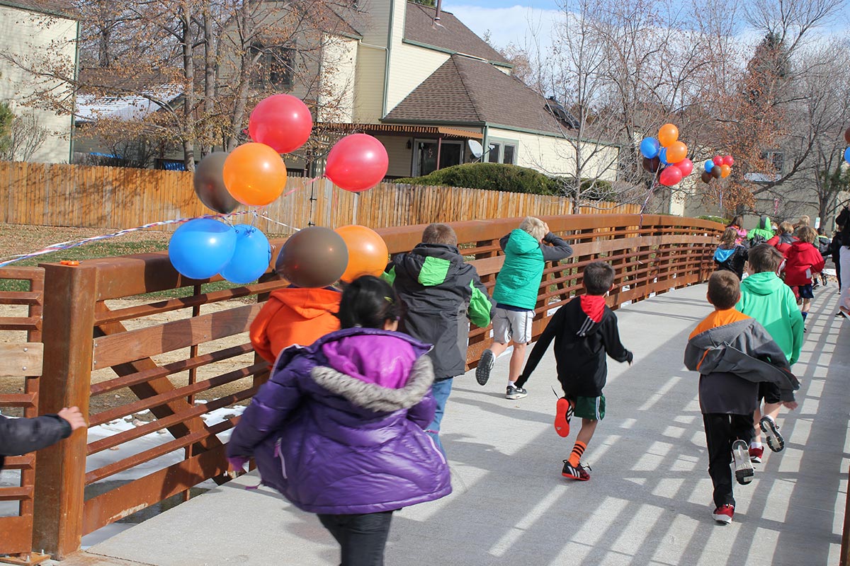 students-running-cent-link-trail